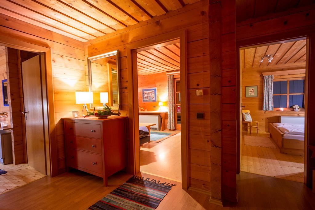 Chalets Ebner Eben Im Pongau Rum bild